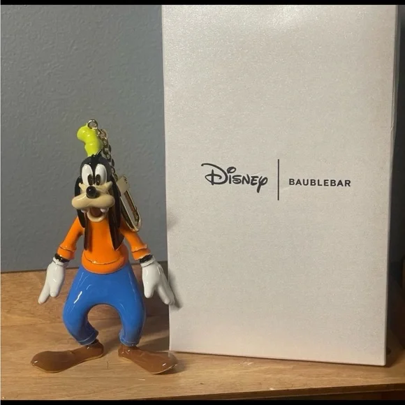 Baublebar X Disney Goofy bag charm - Picture 3 of 3